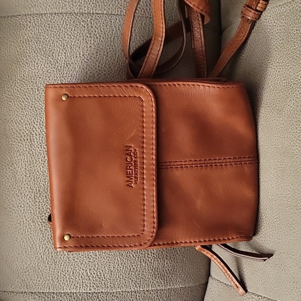 American Leather Co crossbody